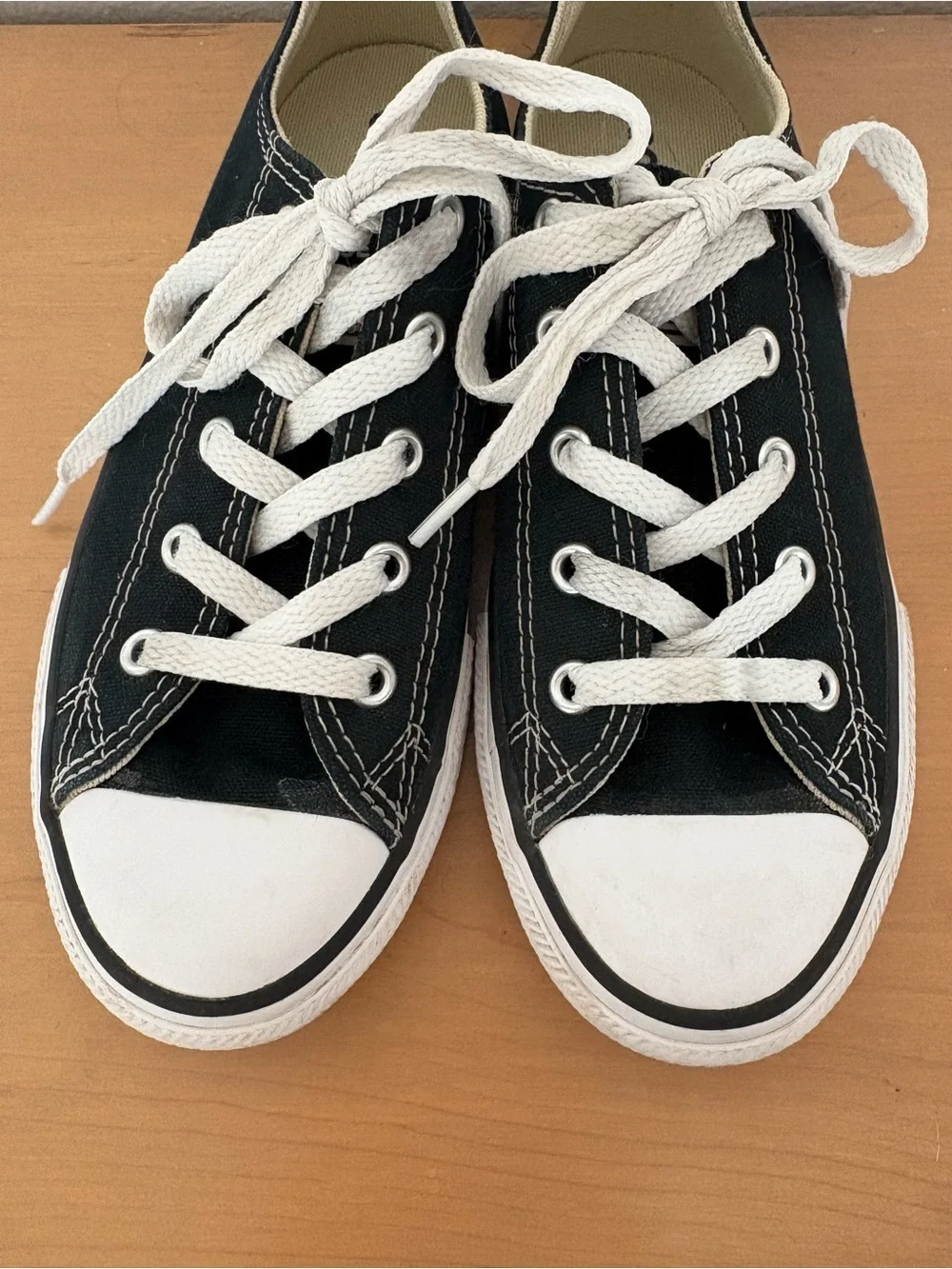Converse classic low